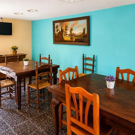 Hostal Can Bassalis-3
